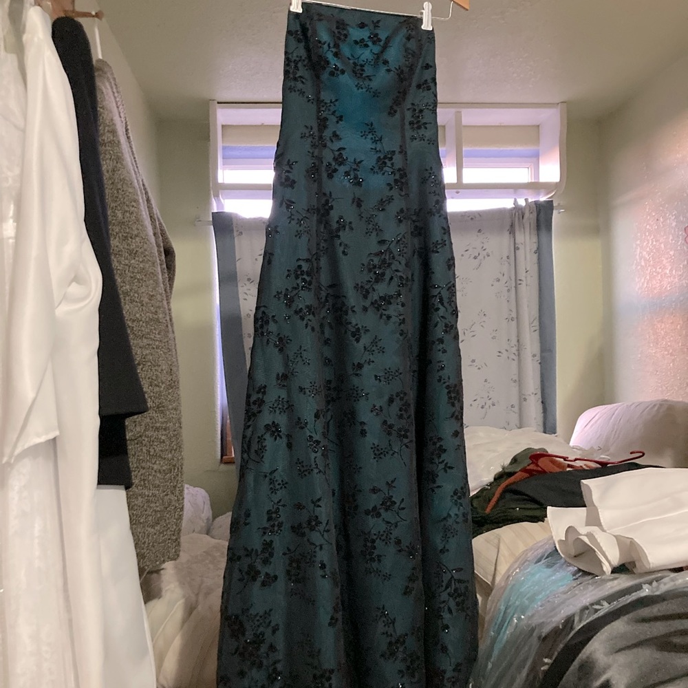 Formal prom dress